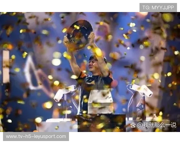 中国电竞选手公开宣布转战格斗？全网震惊