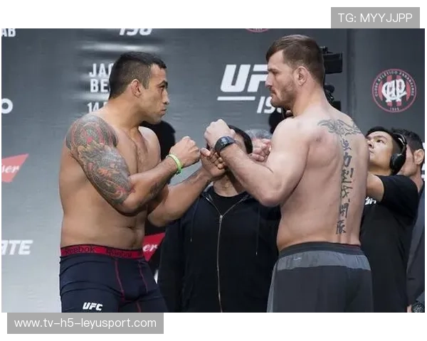 UFC米欧奇爆发训练更显冲击力