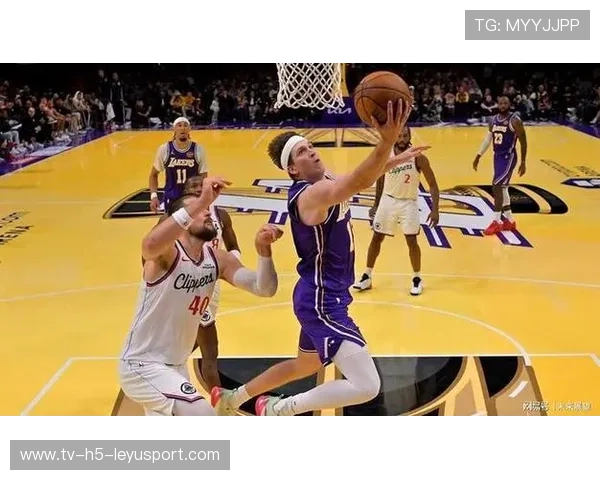 史诗战役：洛杉矶德比激烈上演！，洛杉矶德比之战是什么意思